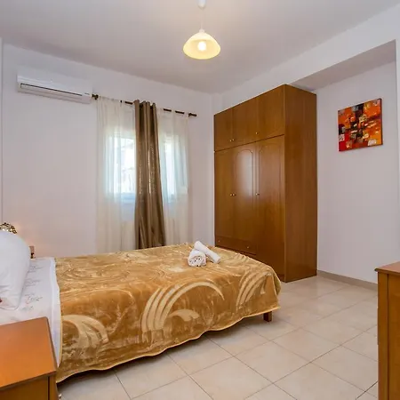 Grande Apartment
